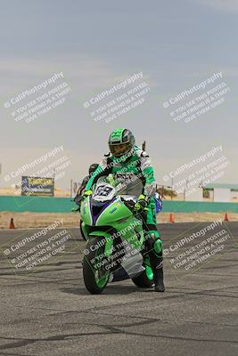 media/Jun-04-2022-WERA (Sat) [[b852bbbd55]]/Race 4 C Superbike Expert Novice/